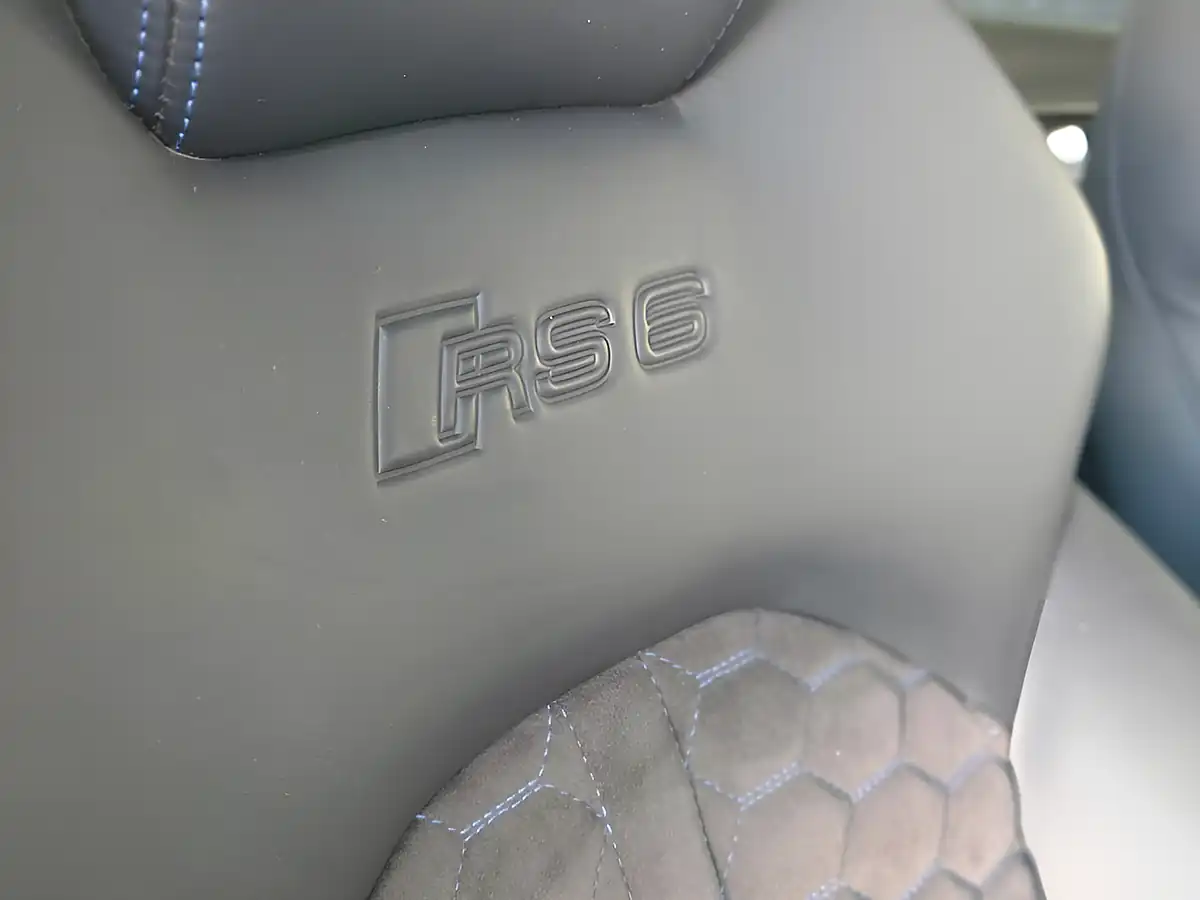 Used 2017 Audi RS6 Avant Performance White - Interior and Exterior details 6