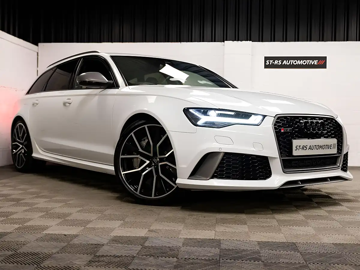 Used 2017 Audi RS6 Avant Performance White - Front View