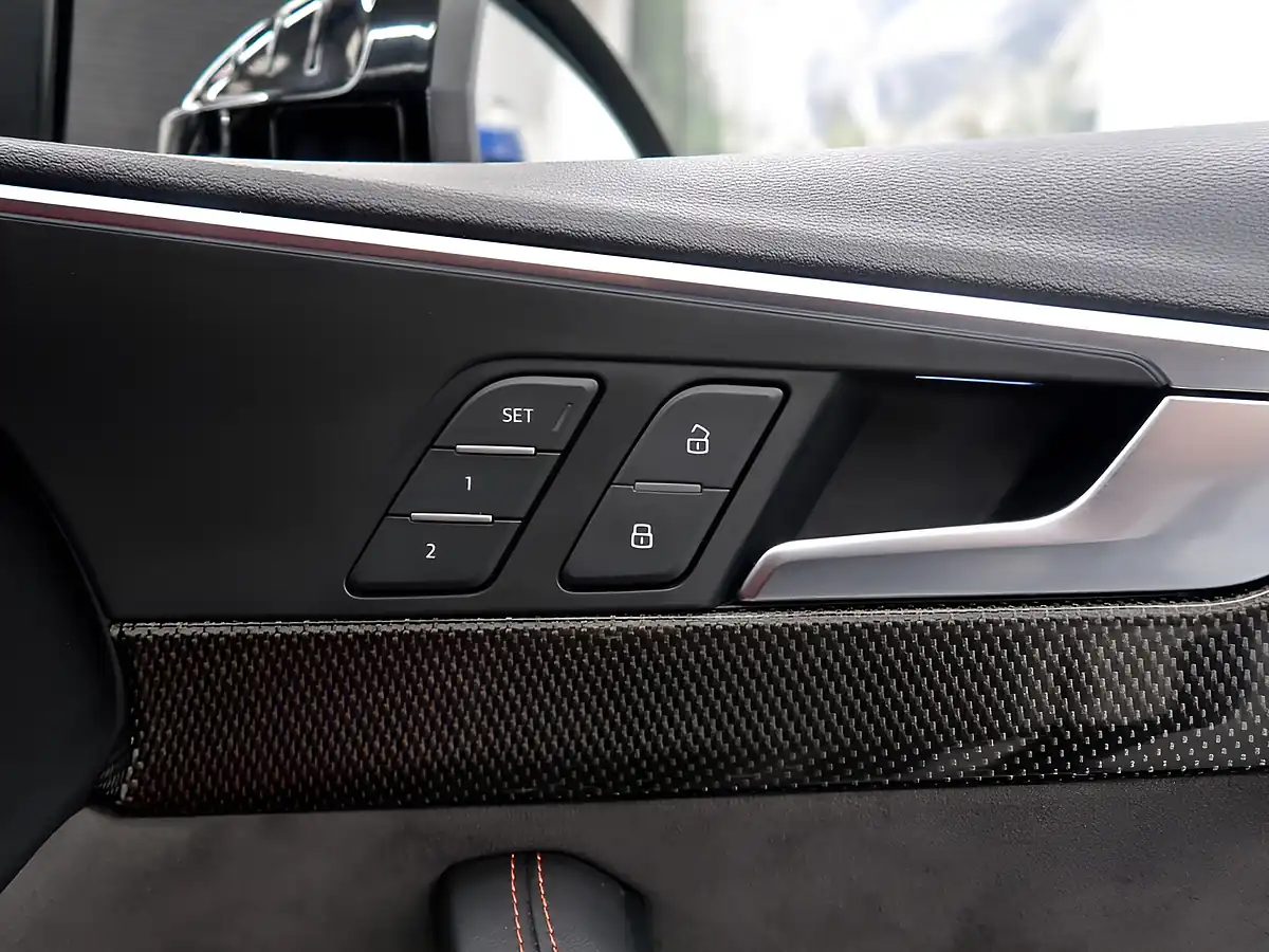 Used 2017 Audi S4 Avant Black - Interior and Exterior details 11