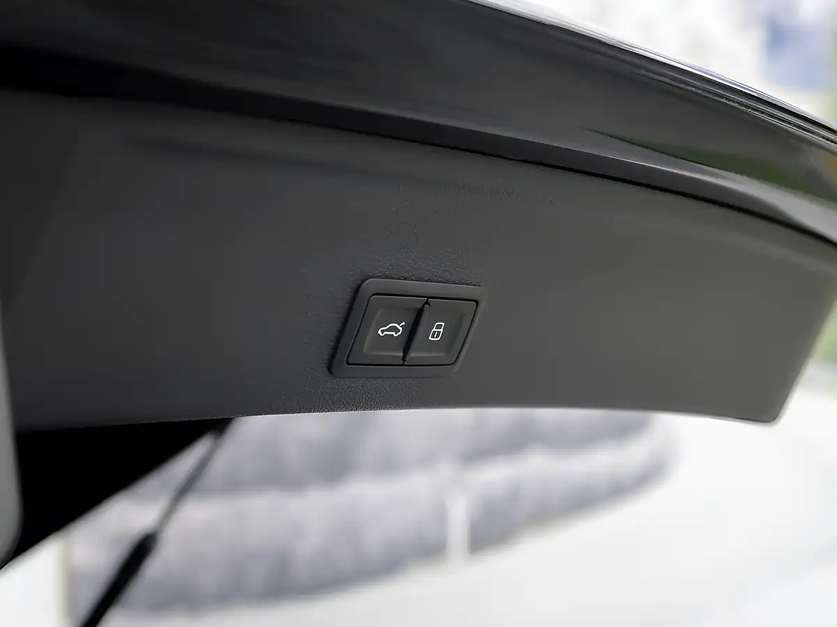 Used 2017 Audi S4 Avant Black - Interior and Exterior details 18