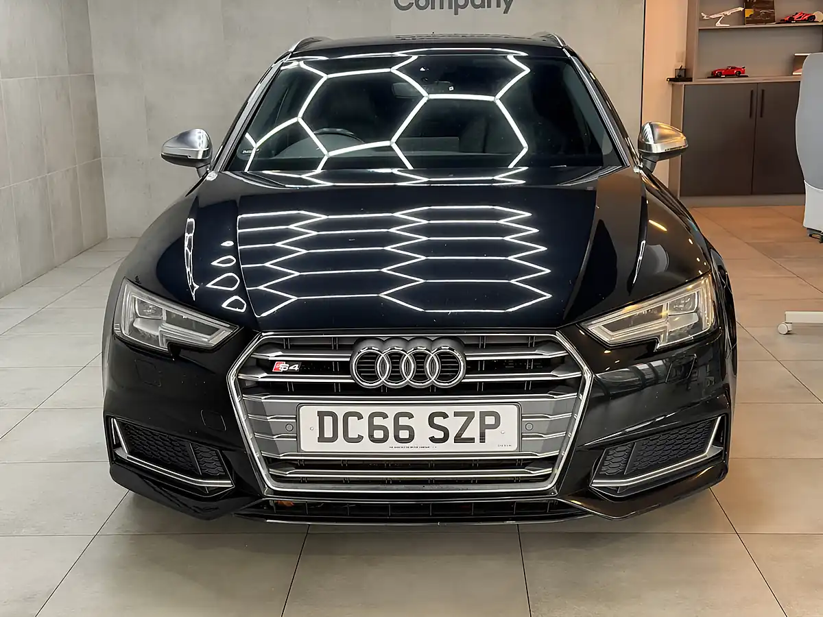 Used 2017 Audi S4 Avant Black - Interior and Exterior details 4