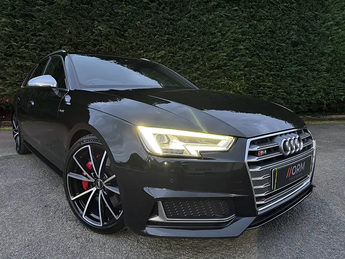 Used 2017 Audi S4 Avant Black - Interior and Exterior details 6