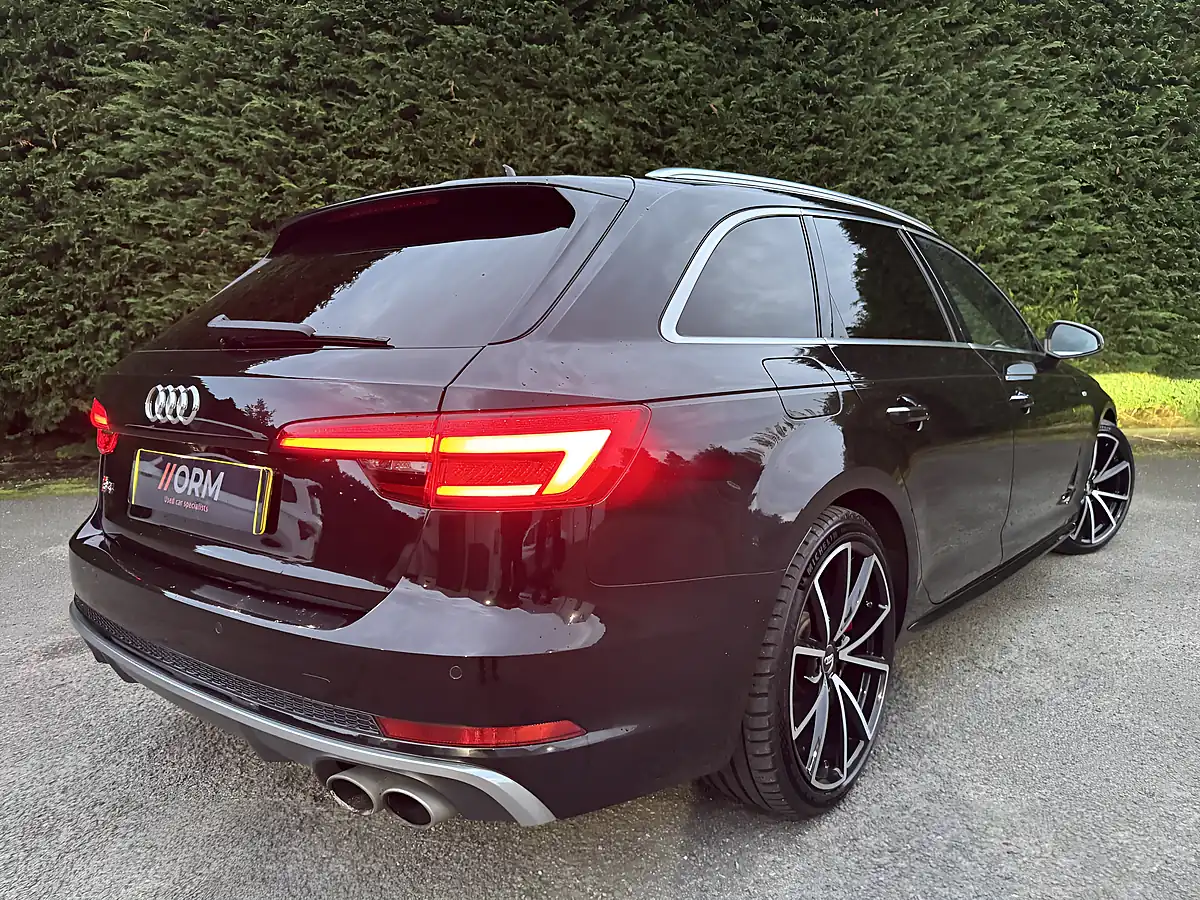 Used 2017 Audi S4 Avant Black - Interior and Exterior details 8