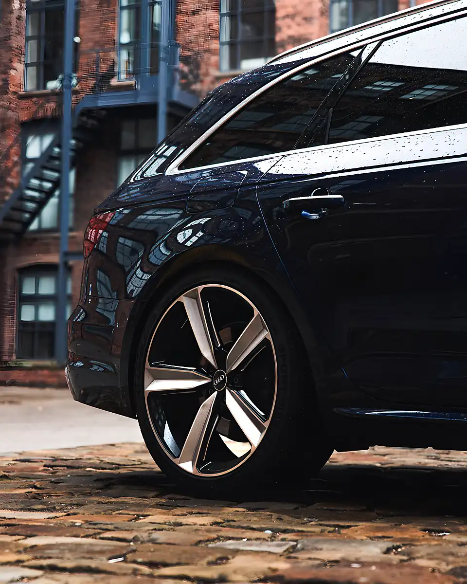 Used 2017 Audi S4 Avant Blue - Interior and Exterior details 14