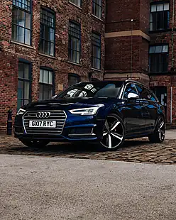 Used 2017 Audi S4 Avant Blue - Interior and Exterior details 3