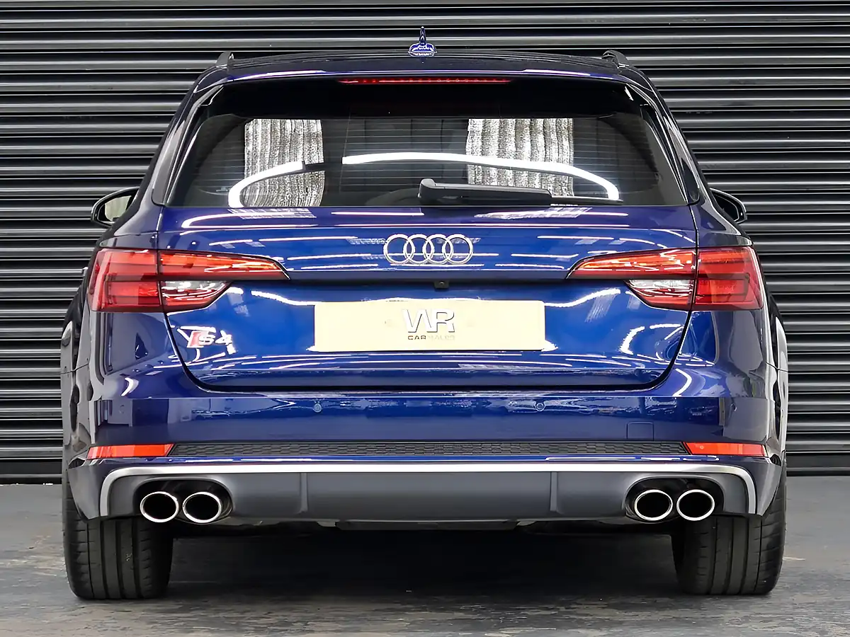 Used 2017 Audi S4 Avant Blue - Interior and Exterior details 5