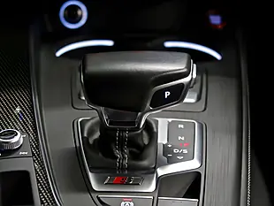 Used 2017 Audi S4 Avant Blue - Interior and Exterior details 9