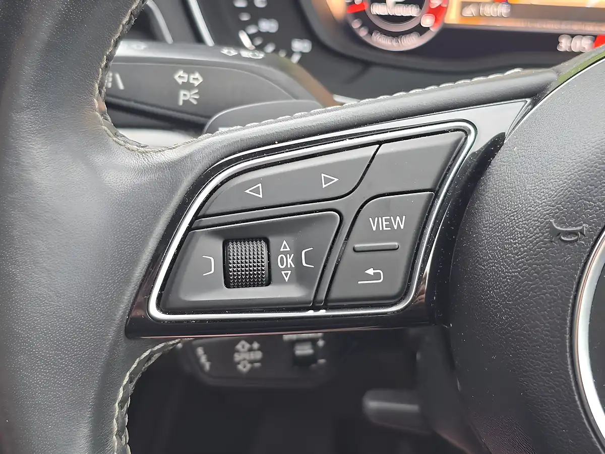 Used 2017 Audi S4 Avant Grey - Interior and Exterior details 15
