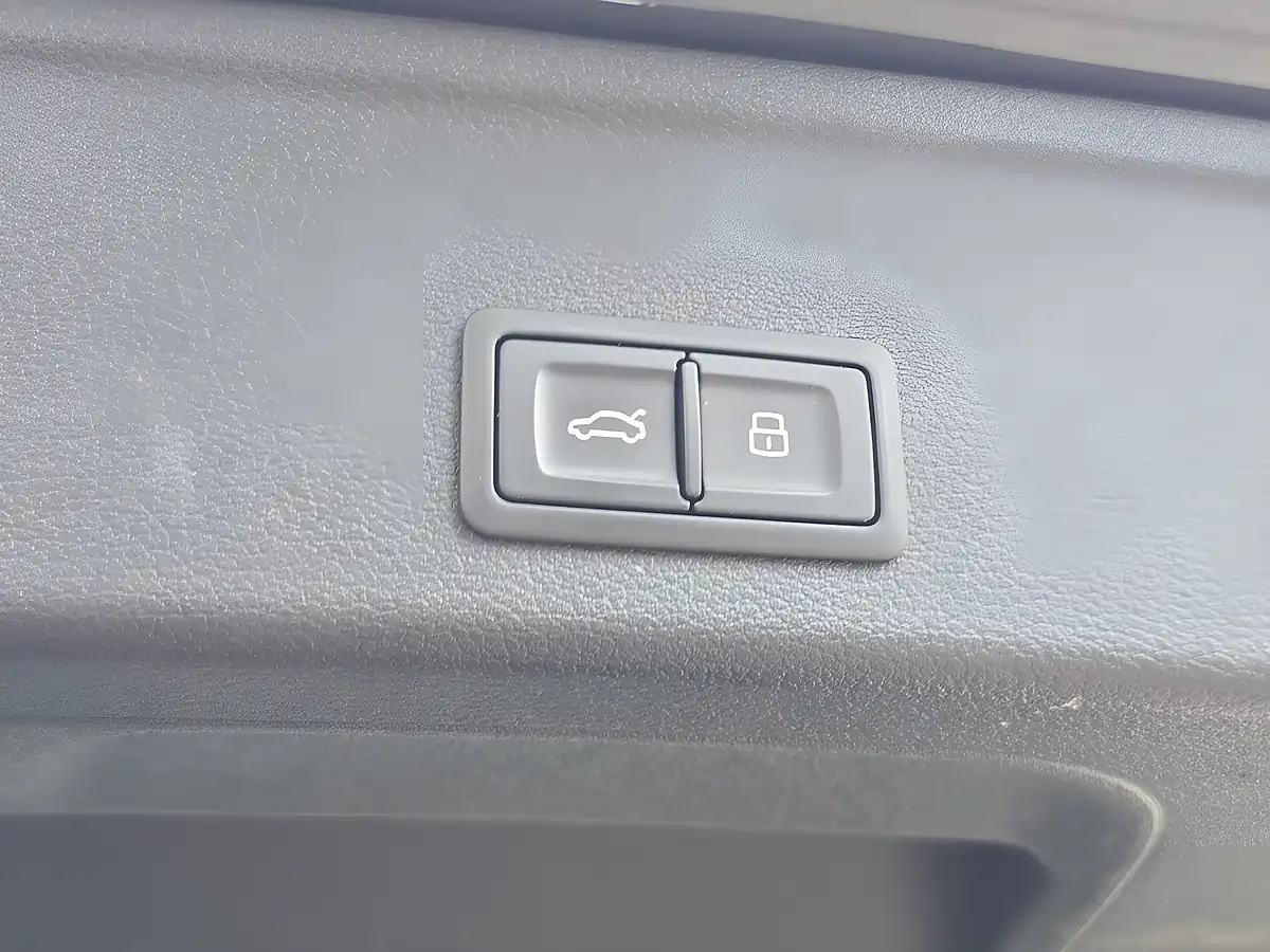 Used 2017 Audi S4 Avant Grey - Interior and Exterior details 19