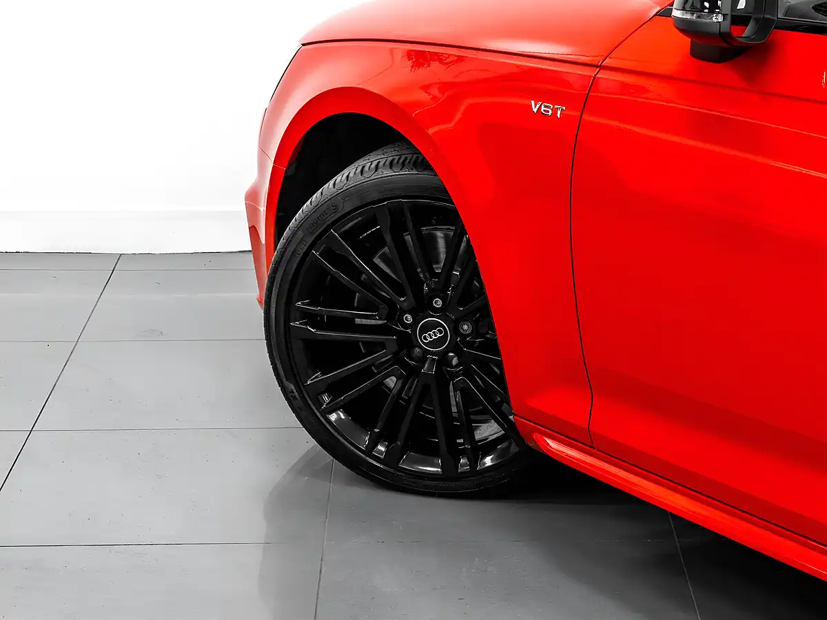 Used 2017 Audi S4 Avant Misano Red Pearl Effect - Interior and Exterior details 12