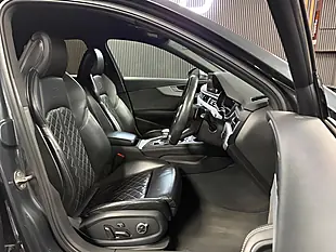 Used 2017 Audi S4 Saloon Grey - Interior and Exterior details 9