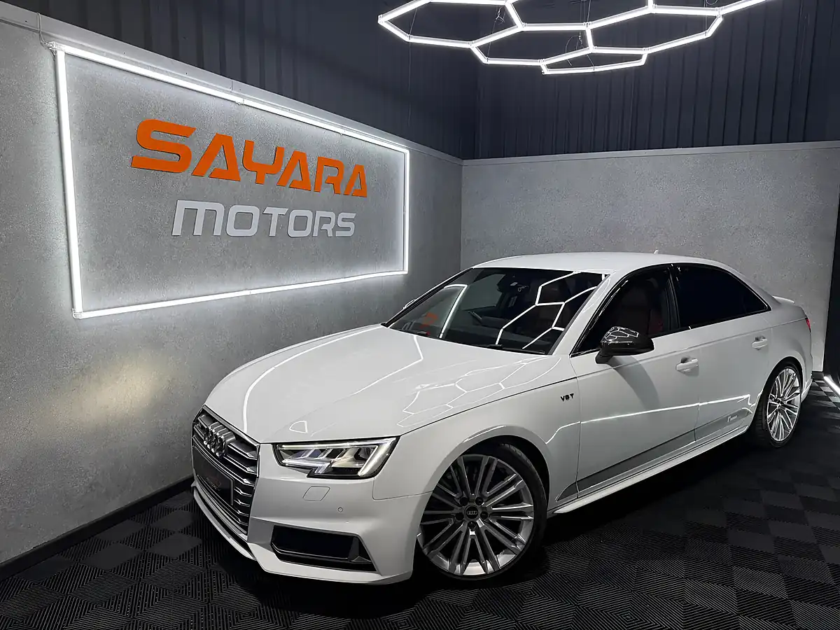 Used 2017 Audi S4 White - Front View