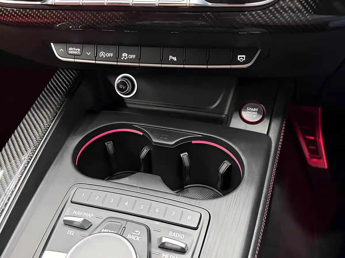 Used 2017 Audi S4 White - Interior and Exterior details 16