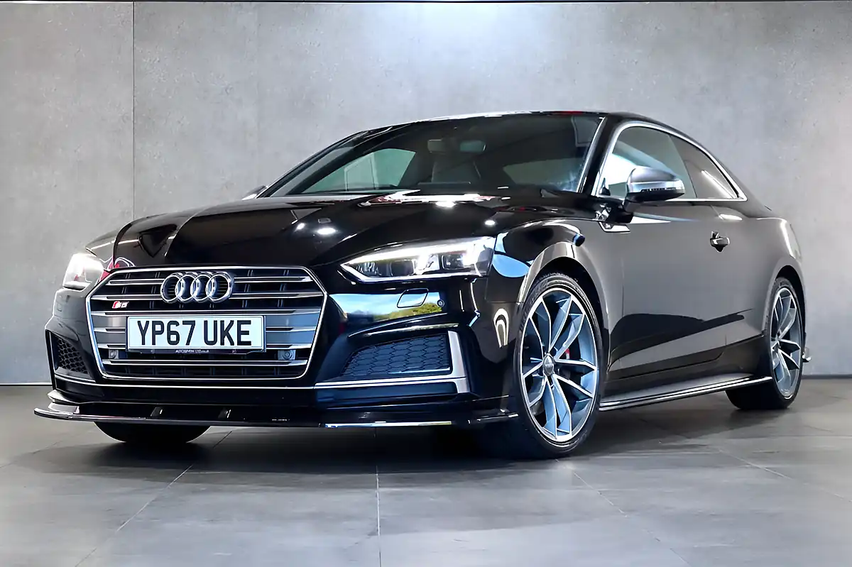 Used 2017 Audi S5 Black - Interior and Exterior details 9