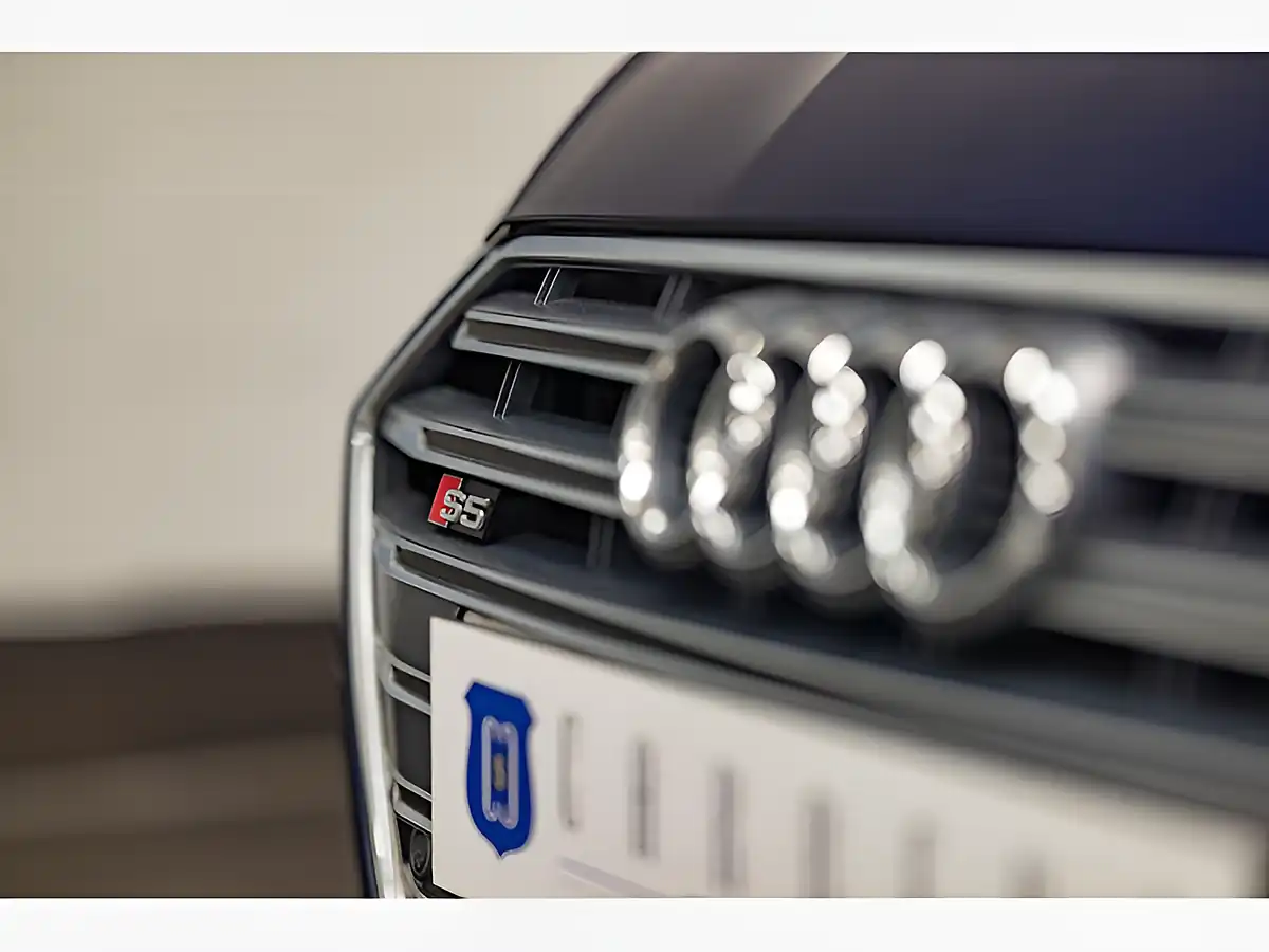 Used 2017 Audi S5 Sportback Navarra Blue - Interior and Exterior details 19