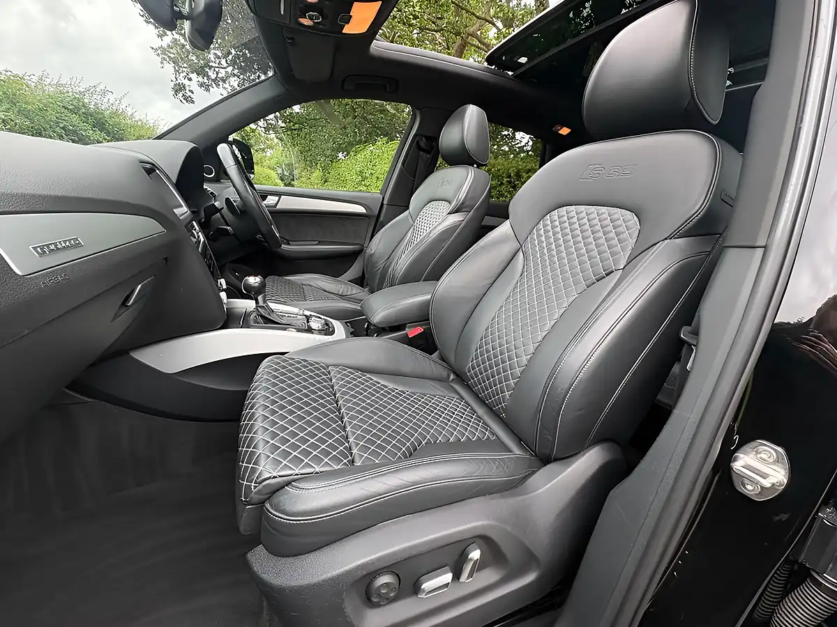 Used 2017 Audi Sq5 Plus Special Edition Black - Interior and Exterior details 13