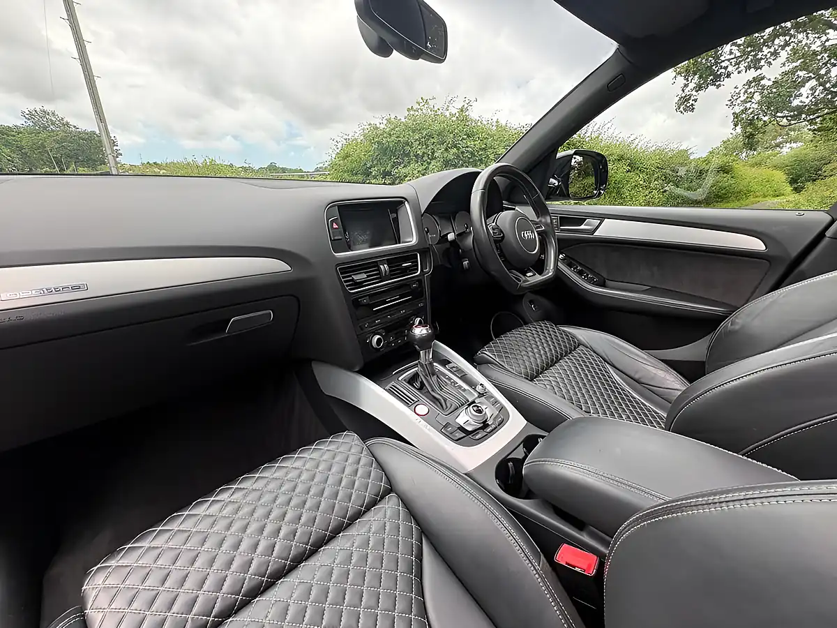 Used 2017 Audi Sq5 Plus Special Edition Black - Interior and Exterior details 14