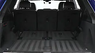 Used 2017 Audi SQ7 Blue - Interior and Exterior details 14