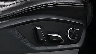 Used 2017 Audi SQ7 Blue - Interior and Exterior details 16