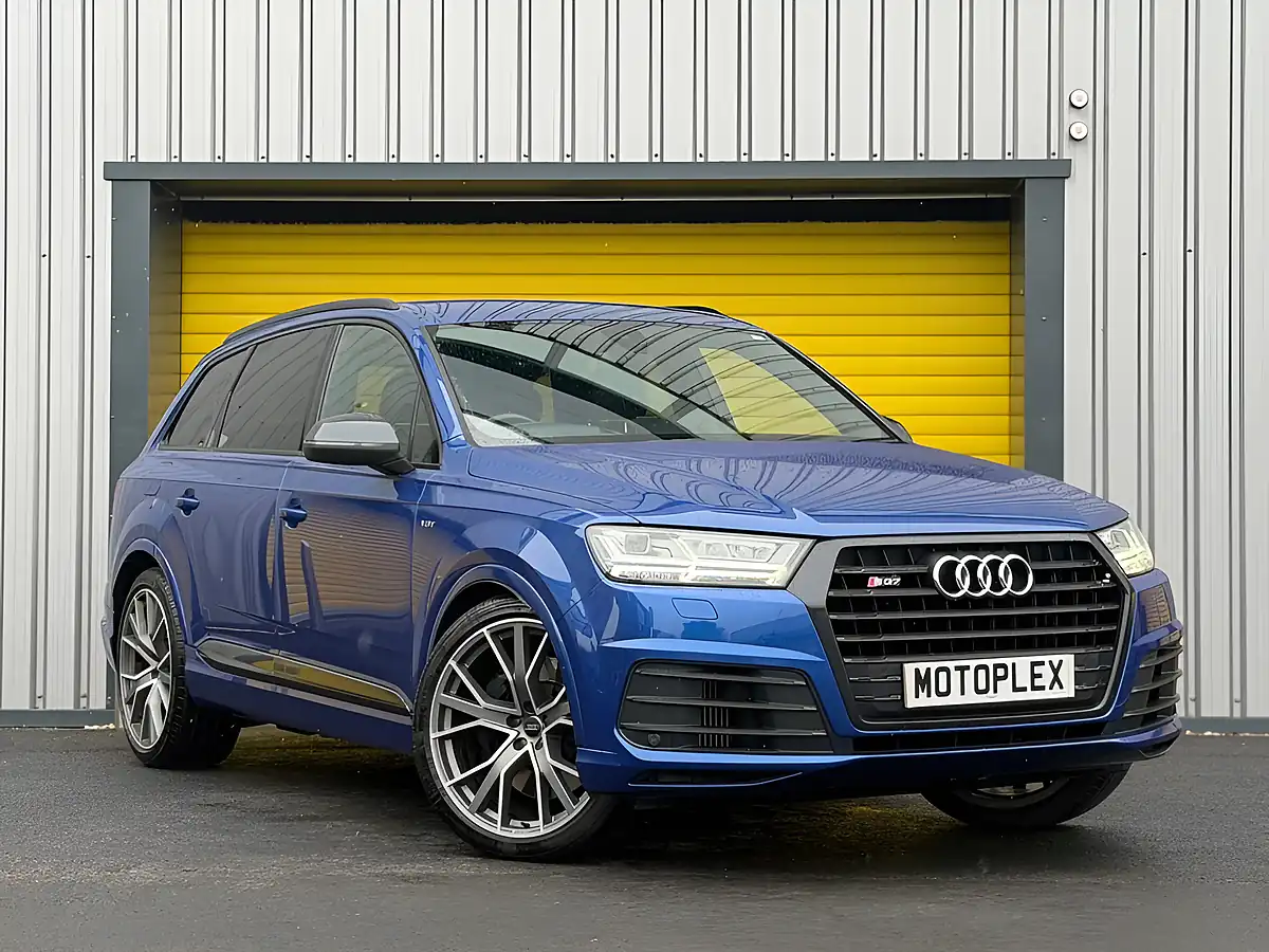 Used 2017 Audi Sq7 Blue - Interior and Exterior details 3
