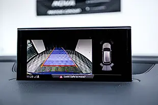 Used 2017 Audi SQ7 Blue - Interior and Exterior details 17