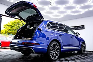 Used 2017 Audi SQ7 Blue - Interior and Exterior details 20