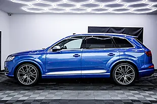 Used 2017 Audi SQ7 Blue - Interior and Exterior details 4