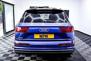Used 2017 Audi SQ7 Blue - Interior and Exterior details 9