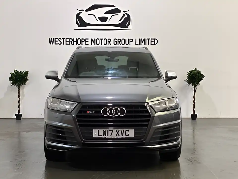 Used 2017 Audi SQ7 Grey - Interior and Exterior details 7