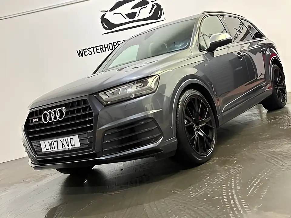 Used 2017 Audi SQ7 Grey - Interior and Exterior details 8