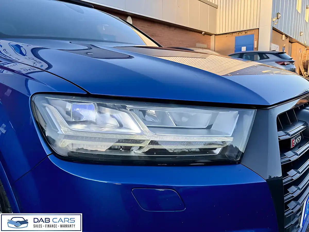 Used 2017 Audi SQ7 Tiptronic Quattro Blue - Interior and Exterior details 13