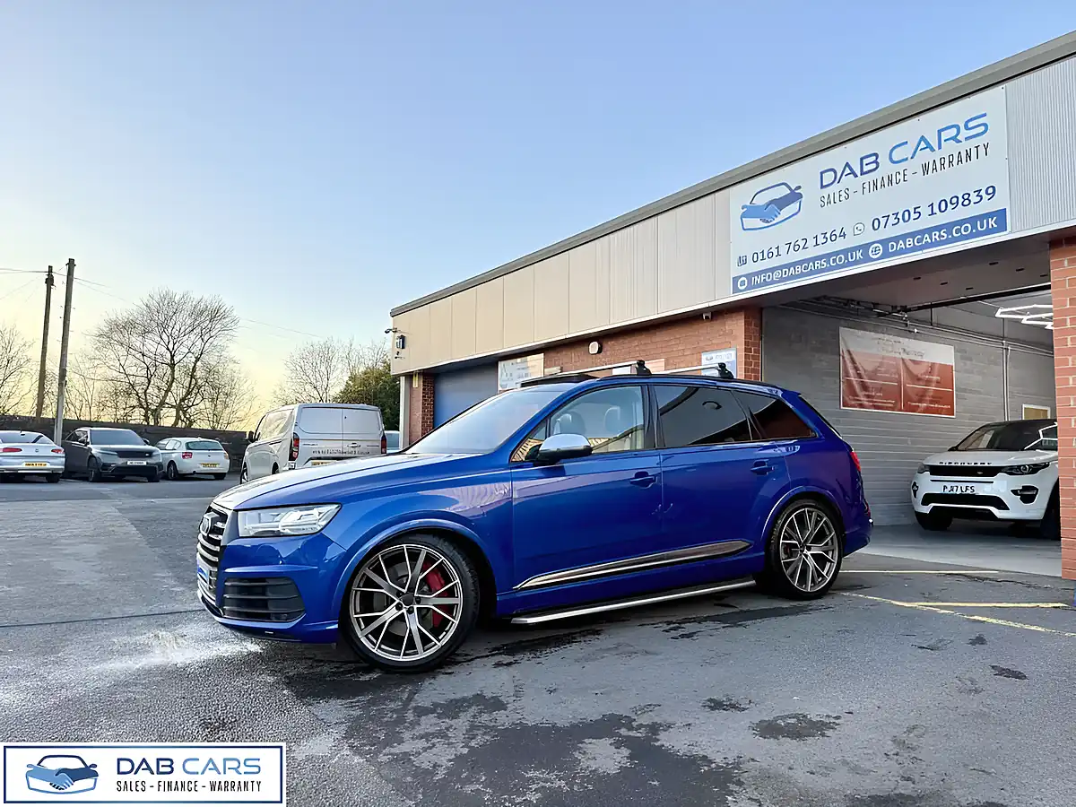 Used 2017 Audi SQ7 Tiptronic Quattro Blue - Interior and Exterior details 2