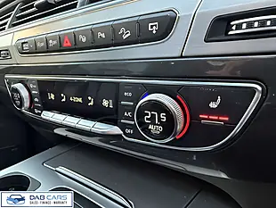 Used 2017 Audi SQ7 Tiptronic Quattro Blue - Interior and Exterior details 8