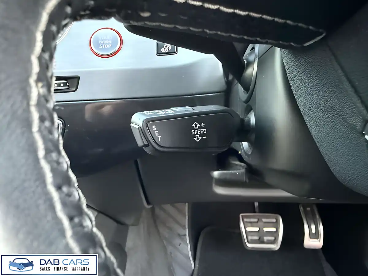 Used 2017 Audi SQ7 Tiptronic Quattro Blue - Interior and Exterior details 9