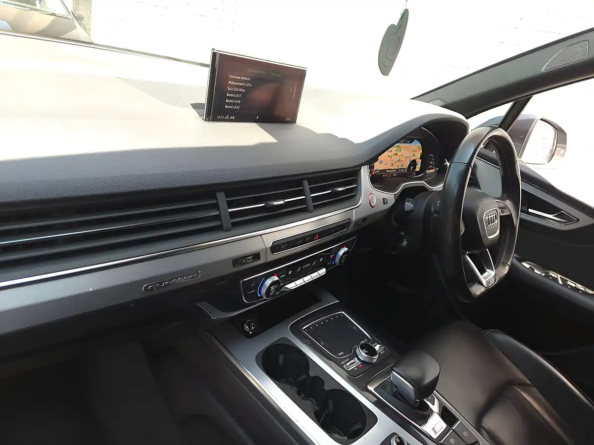Used 2017 Audi Sq7 Tiptronic Quattro White - Interior and Exterior details 10