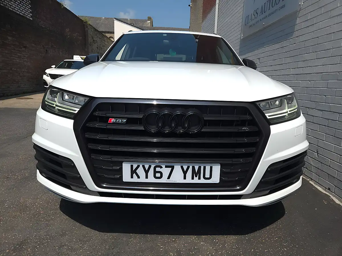 Used 2017 Audi Sq7 Tiptronic Quattro White - Interior and Exterior details 2