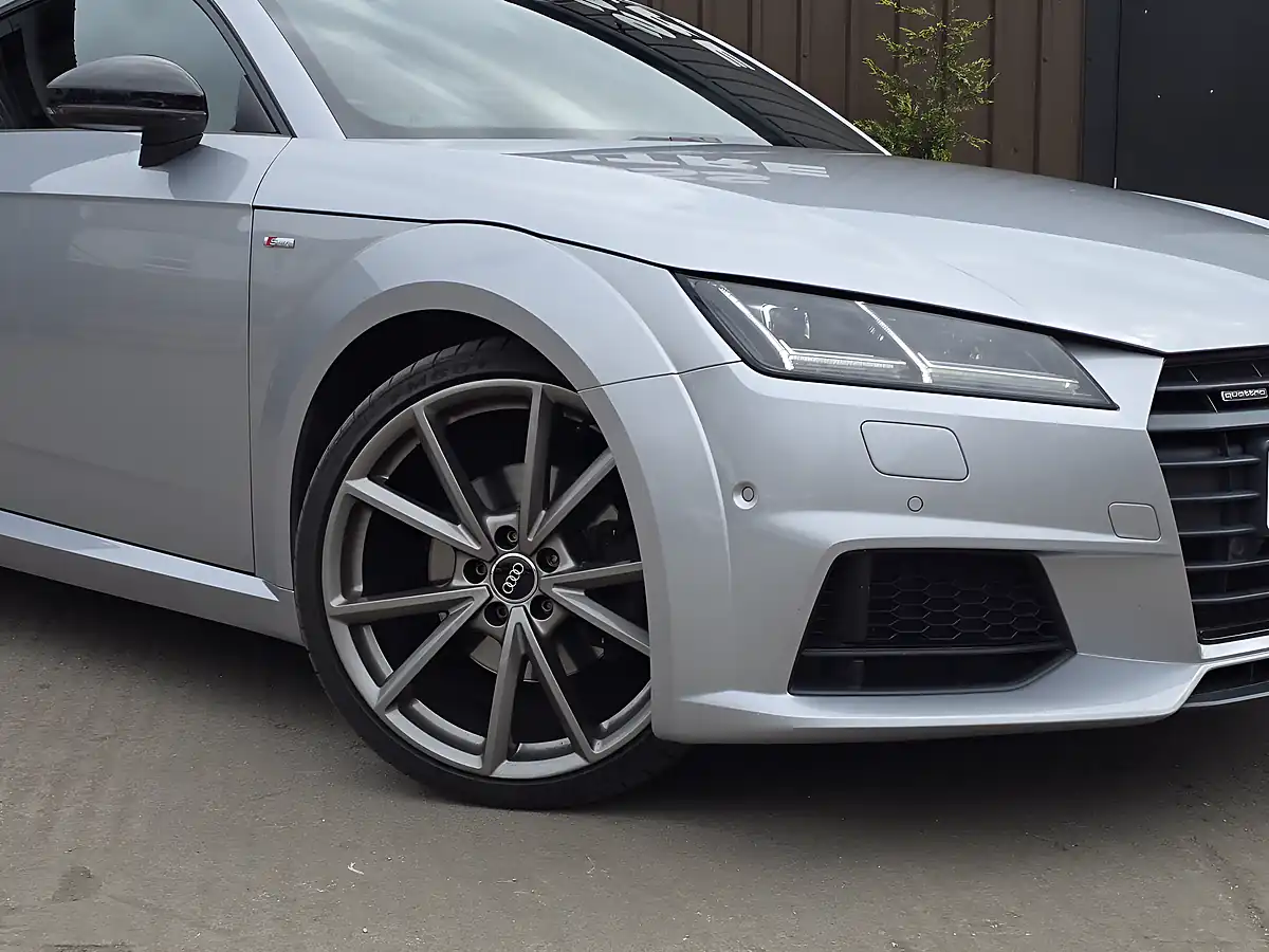 Used 2017 Audi Tt Black Edition Silver - Interior and Exterior details 2