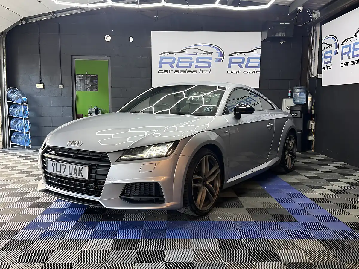Used 2017 Audi Tt Black Edition Silver - Interior and Exterior details 10