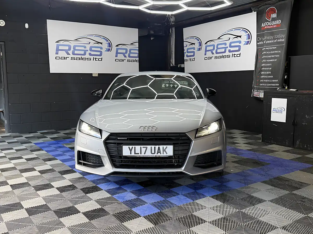 Used 2017 Audi Tt Black Edition Silver - Interior and Exterior details 11