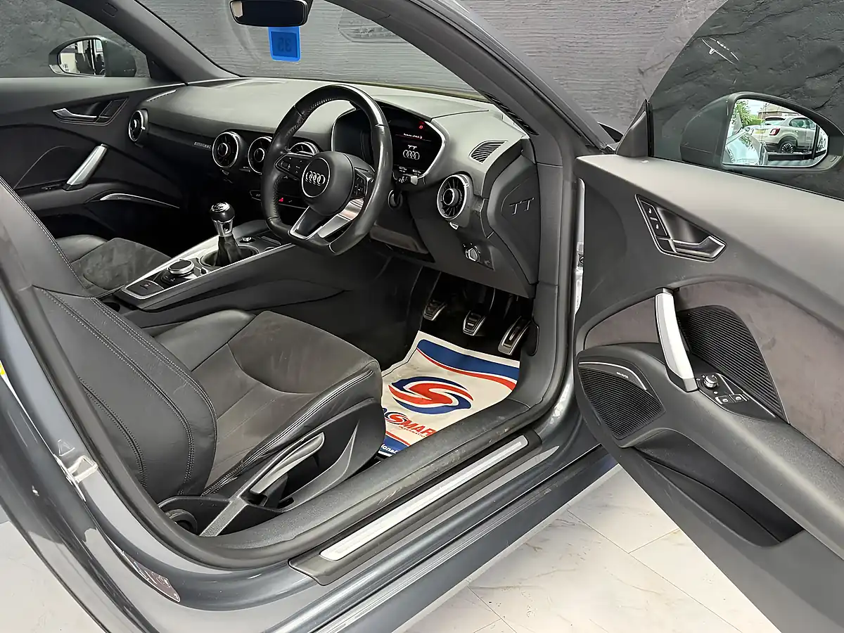 Used 2017 Audi Tt Sport Grey - Interior and Exterior details 11