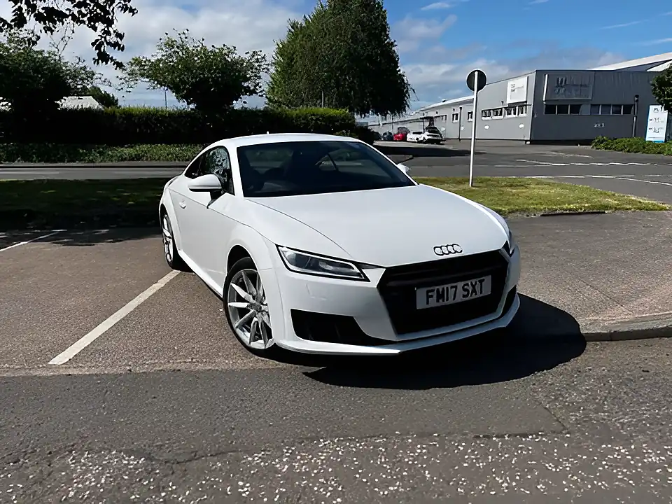 Used 2017 Audi Tt Sport White - Interior and Exterior details 15