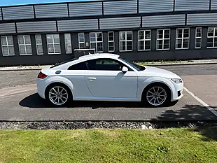 Used 2017 Audi Tt Sport White - Interior and Exterior details 16