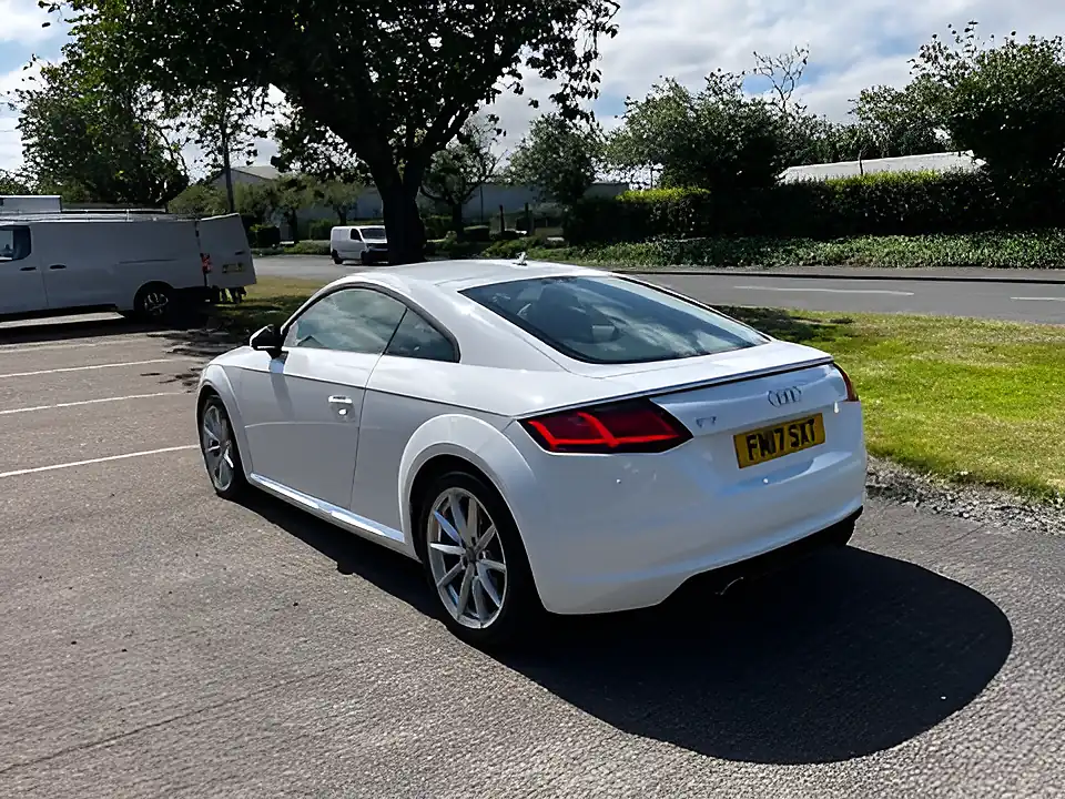 Used 2017 Audi Tt Sport White - Interior and Exterior details 3