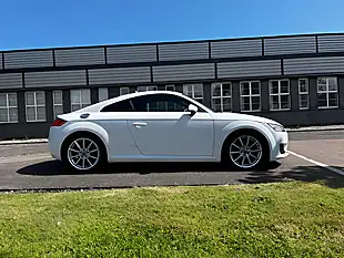 Used 2017 Audi Tt Sport White - Interior and Exterior details 7