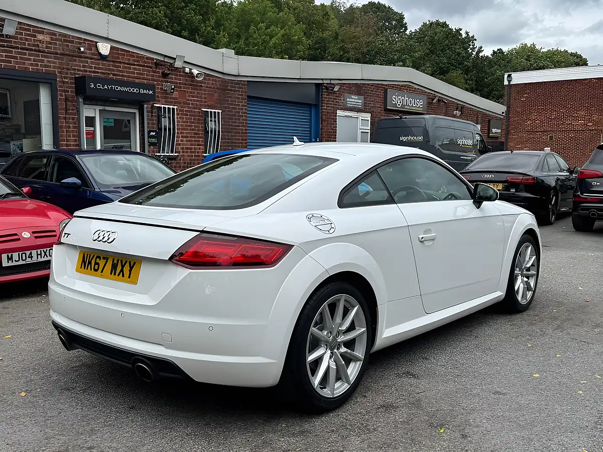 Used 2017 Audi Tt Sport White - Interior and Exterior details 3