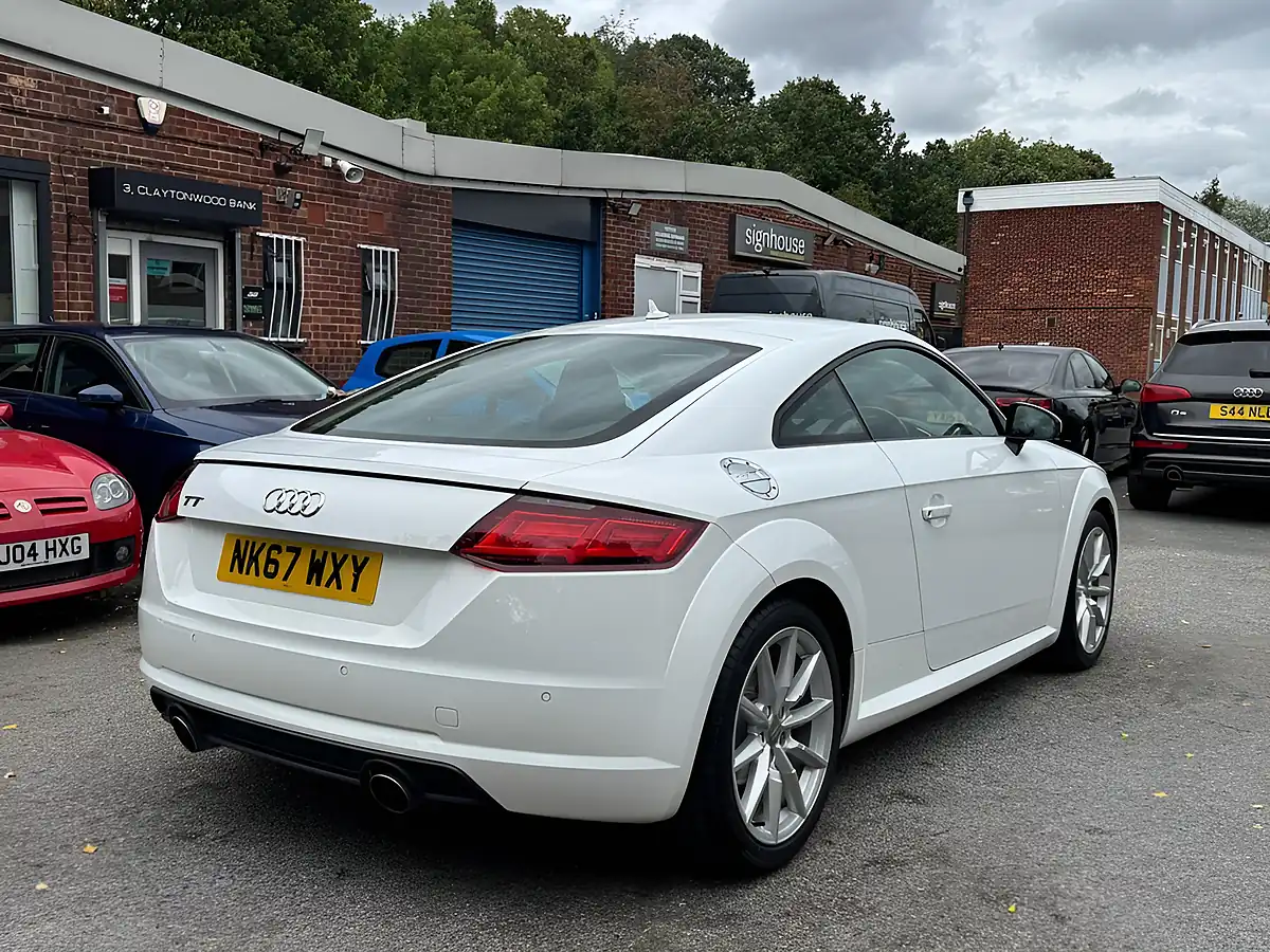 Used 2017 Audi Tt Sport White - Interior and Exterior details 7