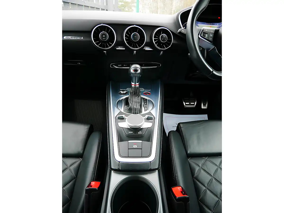 Used 2017 Audi Tts Black Edition Glacier White - Interior and Exterior details 17