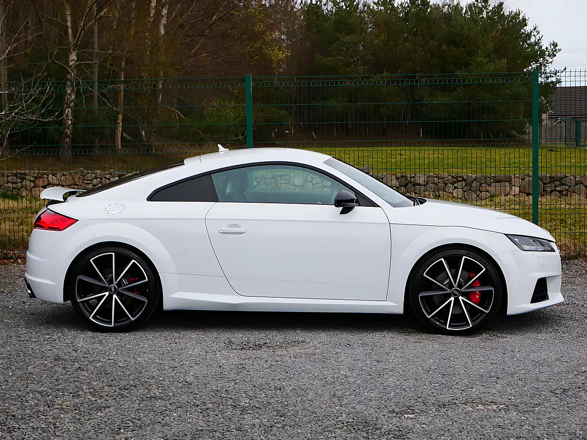 Used 2017 Audi Tts Black Edition Glacier White - Interior and Exterior details 5