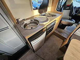 Used 2017 Bailey Approach Advance 665 White - Interior and Exterior details 12