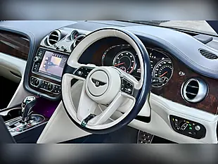 Used 2017 Bentley Bentayga Auto 4WD Blue - Interior and Exterior details 17